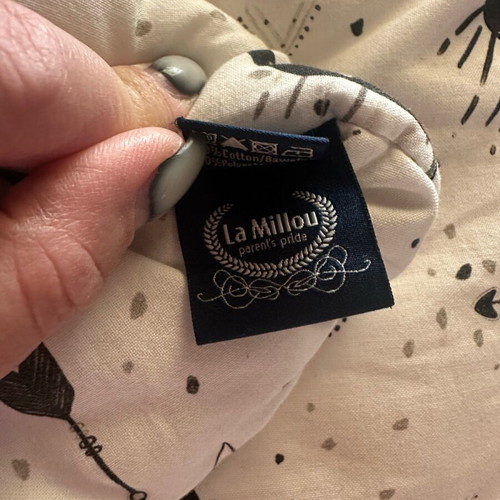 La millou baby pillow like new