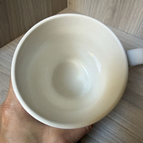 Mug slightly used