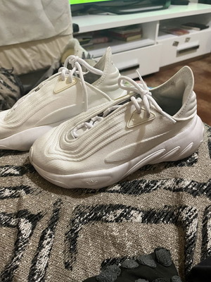 Adidas αθλητικά παπούτσια σαν καινούργια, μέγεθος 36, άσπρα