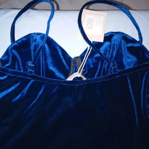 Mindyourstyle Velvet Winter Top new