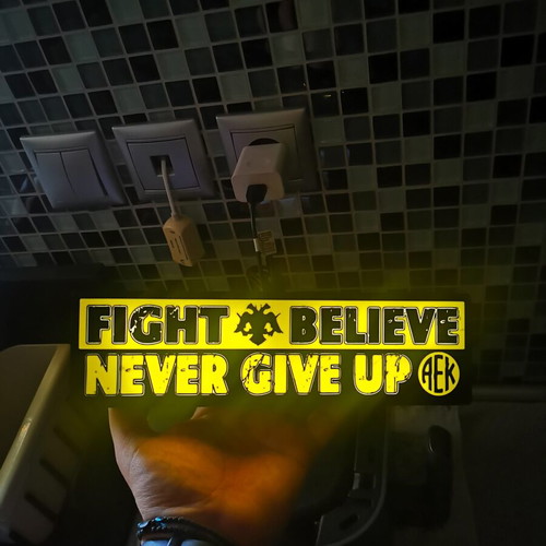 AEK LED Lightbox Fight Believe Never Give Up handmade