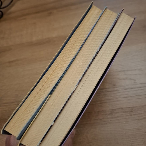 Lyn Andrews book collection used, set of 3