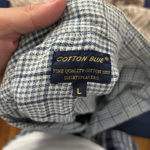 Cotton blue dress shirt used, size L