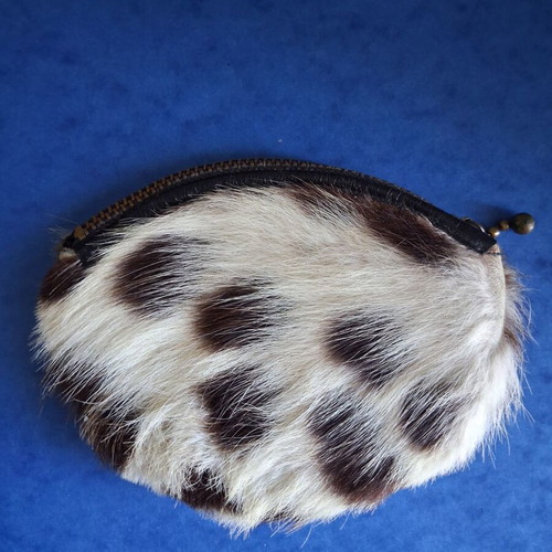 Vintage fur wallet like new, 12.5cm × 10cm, white and black