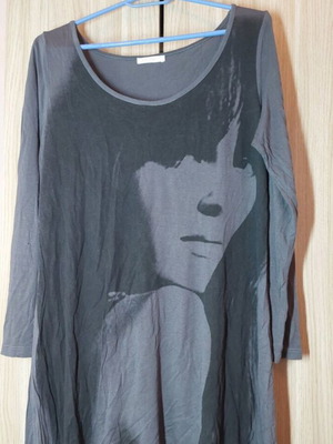 Promod long blouse like new, size M/L, black and gray