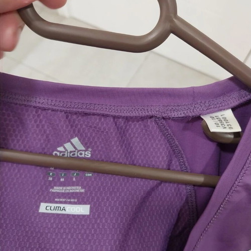 Adidas women's activewear top purple like new, size M 38