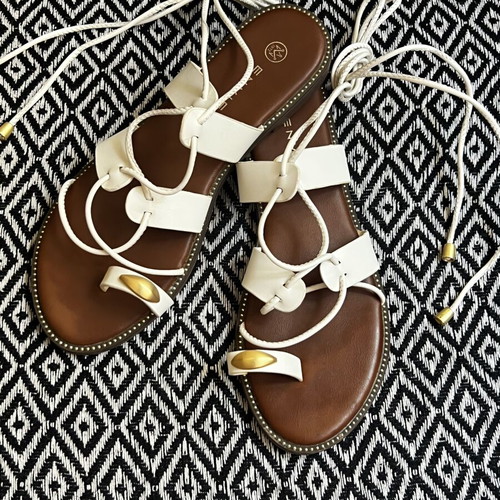 Envie Shoes sandals size 38, like new, white with gold details