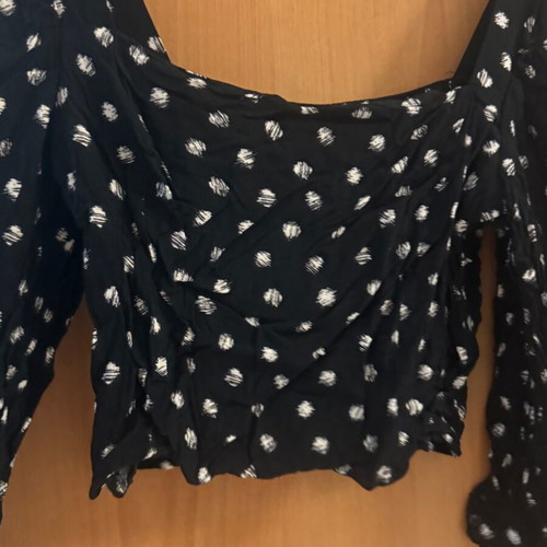 LC Waikiki off-shoulder blouse like new, black and white, size L