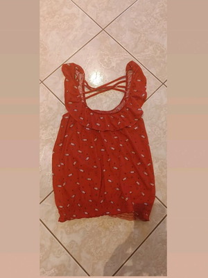 Bershka blouse red size S like new