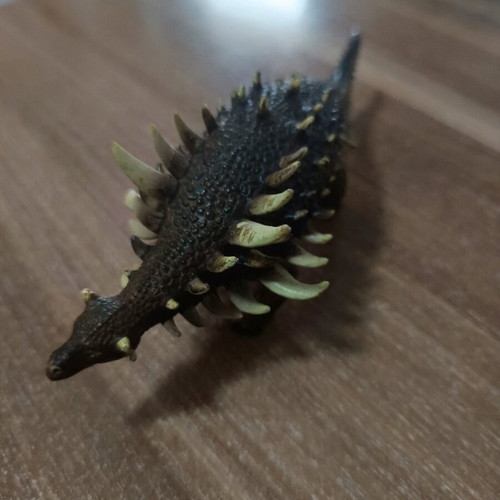 Polacanthus dinosaur figure like new 14 cm long