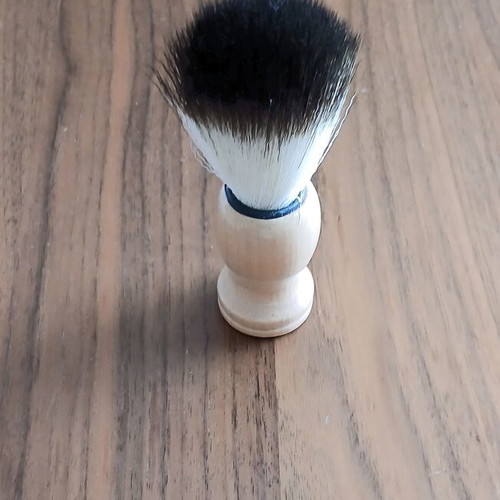 Shaving brush with wooden handle new