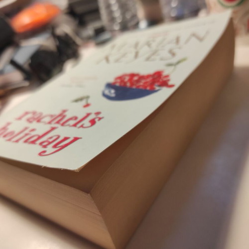 Rachel's Holiday book like new by Marian Keyes