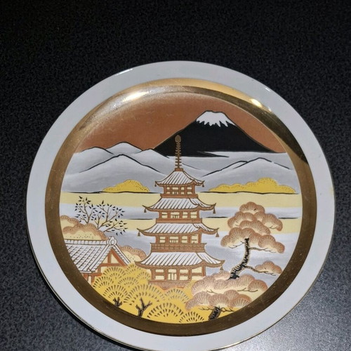 Decorative plate The Art Of Chokin used with 24k gold and silver