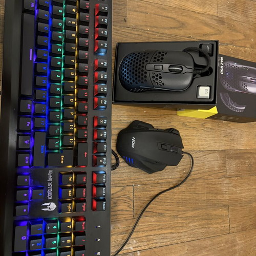Xtrfy M4 Wireless mouse and NOD Iron Strike mechanical keyboard set like new