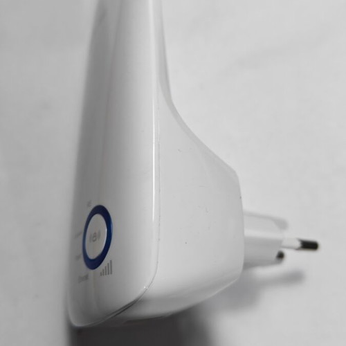 TP-Link TL-WA850RE Wi-Fi Range Extender 300Mbps like new