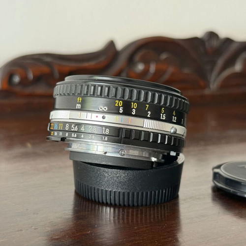 Nikon 50mm Pancake Series E lens like new