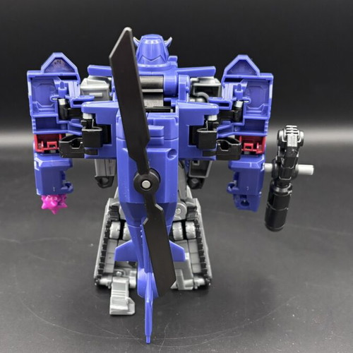 Transformers Cyberverse Spark Armor Elite Class Megatron & Chopper with Sky Turbine Armor like new