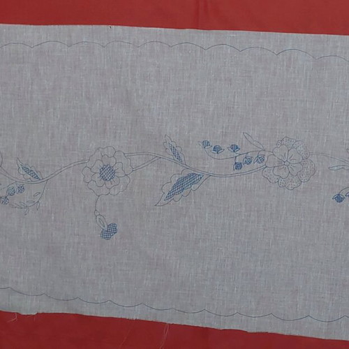 Linen fabric for table runner 100x40cm and 2 napkins with stamped design, new