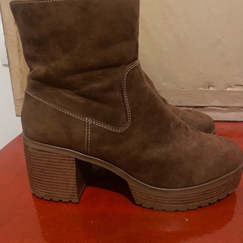 Bershka women's ankle boots used, suede look, size 40, brown