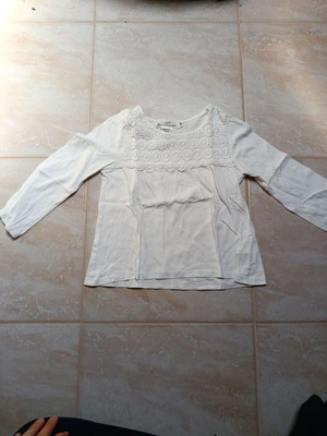Children's White Long-Sleeve Shirt Like New, Ages 3-4
