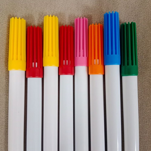 Cake decorating markers like new without packaging