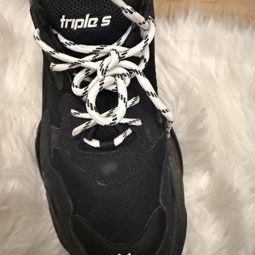 Balenciaga Triple S sneakers almost new, size 44, black