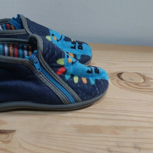 Children's slippers size 27 used, winter house slippers