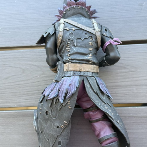 Fortnite Raven Premium action figure like new, 28 cm by McFarlane Toys