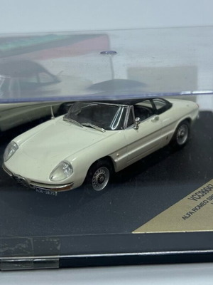Vitesse VCC99047 Alfa Romeo Spider Duetto 1600 Hard Top Ivory White 1966 καινούργιο