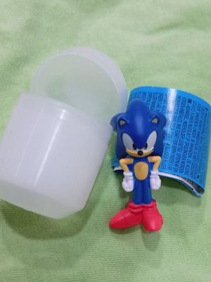 Sonic the Hedgehog Miniature Figure New with Capsule