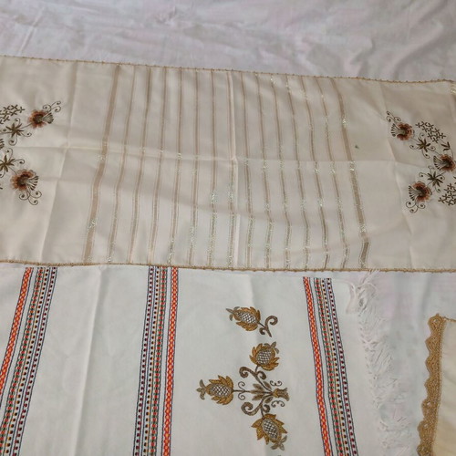 Table runners used, set of 4, hand-embroidered with lace details