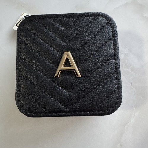 Jewelry box mini for travel, black, new