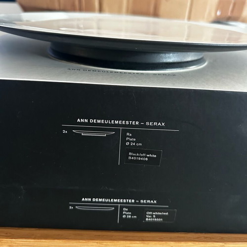 Porcelain plates with elevated base 24 cm by Ann Demeulemeester for Serax, new, set of 2