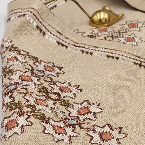 Vintage linen hand-embroidered tablecloth 70x32 cm