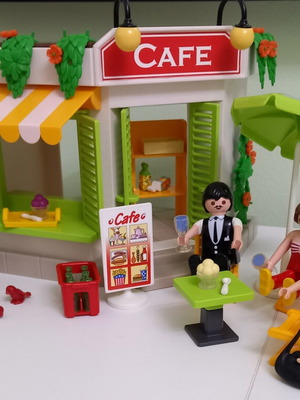 Playmobil 5129 Cafe set like new