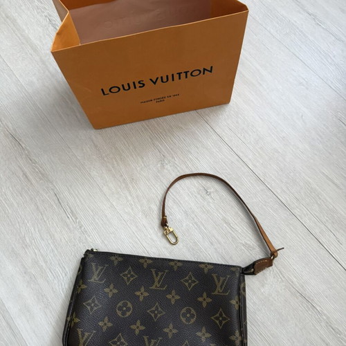Louis Vuitton Noe inner wristlet bag, brown