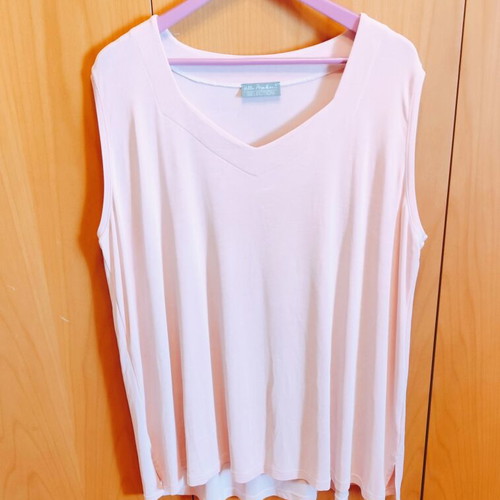 Sleeveless blouse plus size pink like new