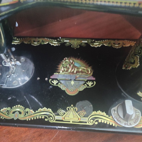 Shmens sewing machine used, antique collectible