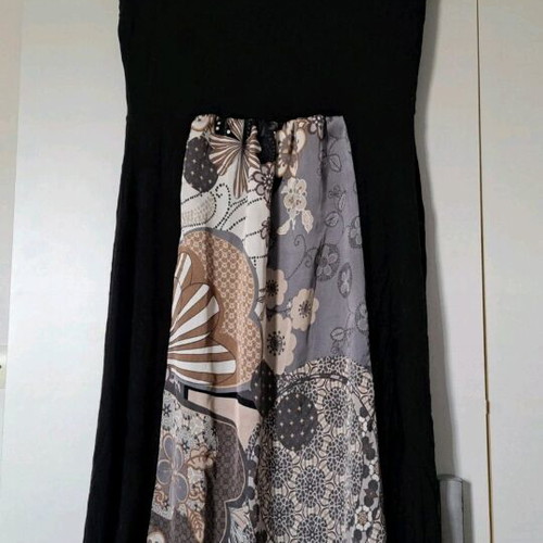 Dress like new, black and beige, size S