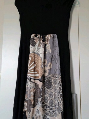 Dress like new, black and beige, size S
