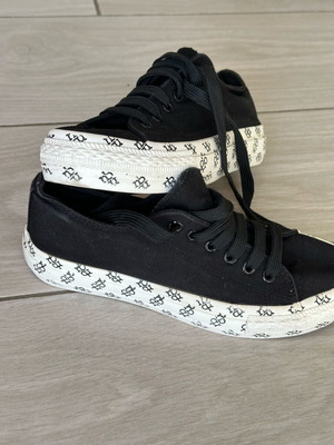 Παπούτσια Rocco Barocco Sneakers μαύρα σαν καινούργια, μέγεθος 38