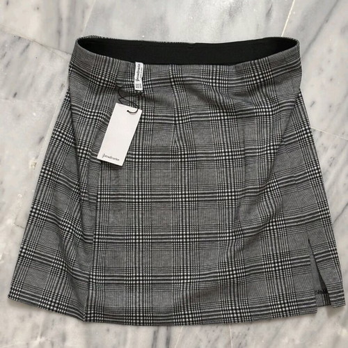 Women's dresses and skirts lightly worn, pack of 20