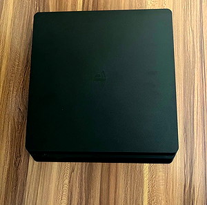 PS4 Slim 1TB + 5 Παιχνίδια