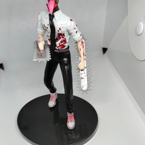 Chainsaw Man figure 19cm like new, anime manga collectible