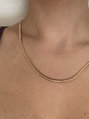 Thin rose gold chain