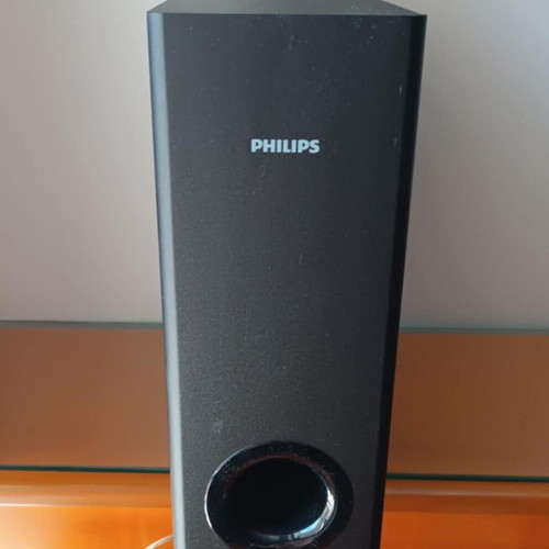 Philips DVD player with 4 speakers and subwoofer used