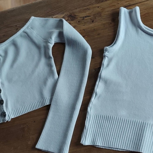 Top and cardigan set like new, gray and turquoise