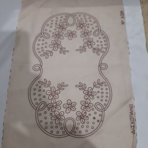 Diskopano used design 4 embroidery canvas 42 cm