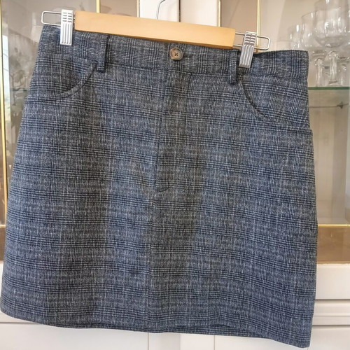 Mango women's skirt medium black and white