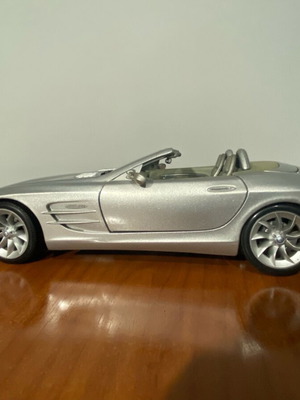 Mercedes Vision SLR 1/18 Maisto like new, without box